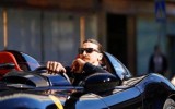 Zlatan Ibrahimovic stuzzica i fan in Ferrari. Pronto a regalarsi una nuova Rossa?